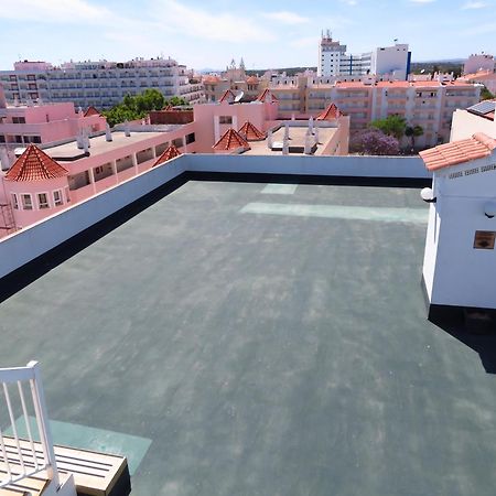Apartamentos Carolino Monte Gordo Luaran gambar