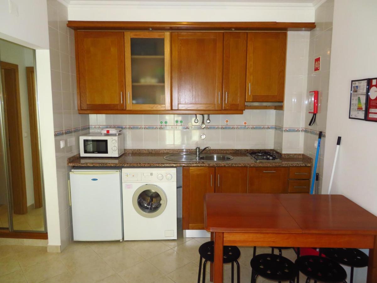 Apartamentos Carolino Monte Gordo Luaran gambar
