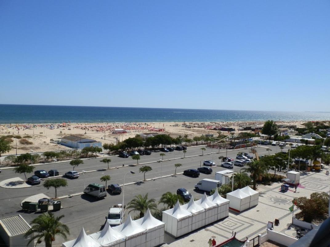 Apartamentos Carolino Monte Gordo Bilik gambar