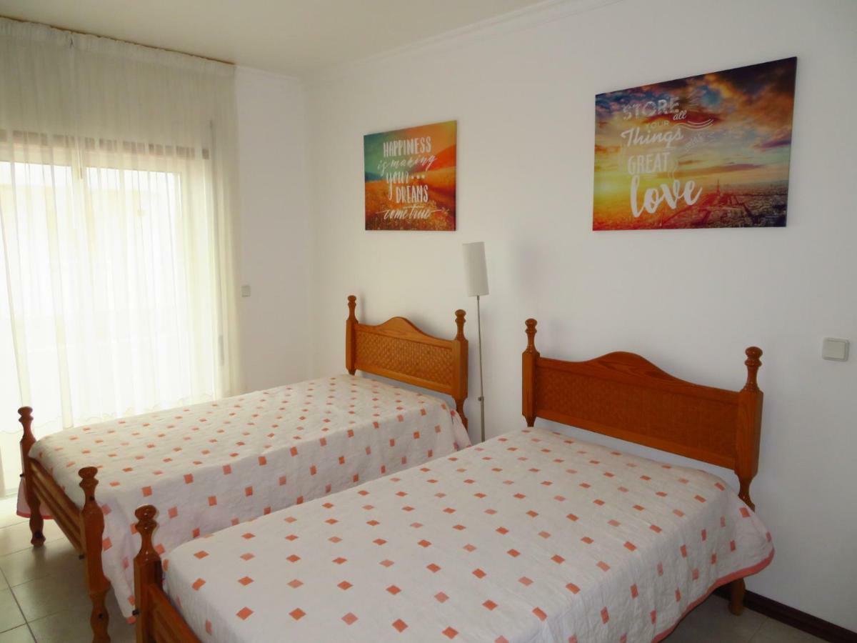 Apartamentos Carolino Monte Gordo Luaran gambar