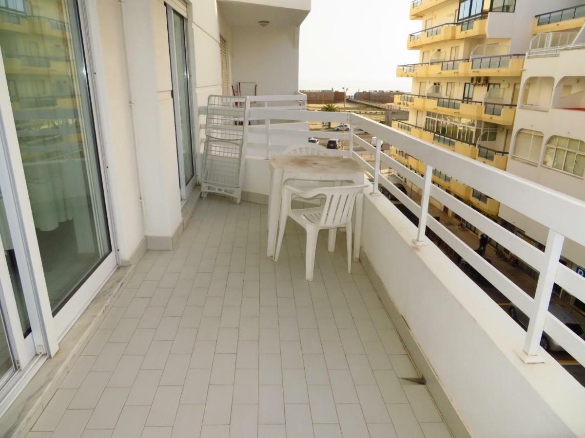 Apartamentos Carolino Monte Gordo Luaran gambar
