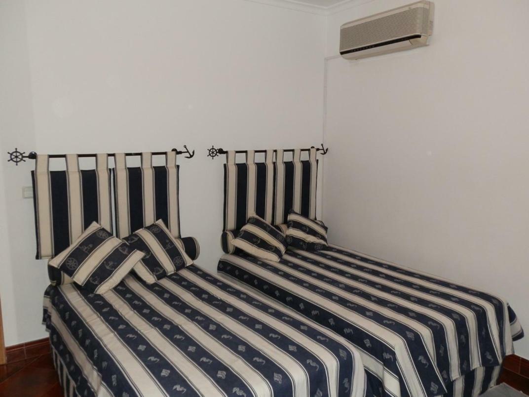 Apartamentos Carolino Monte Gordo Luaran gambar