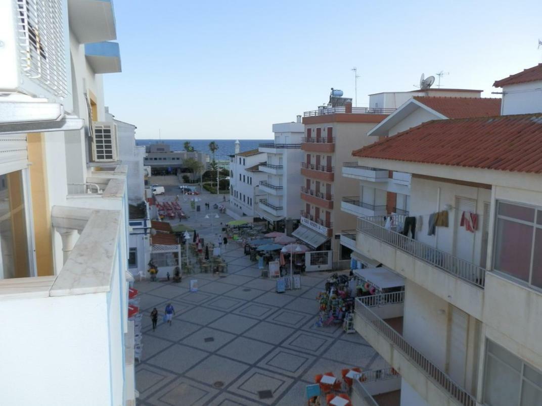 Apartamentos Carolino Monte Gordo Luaran gambar