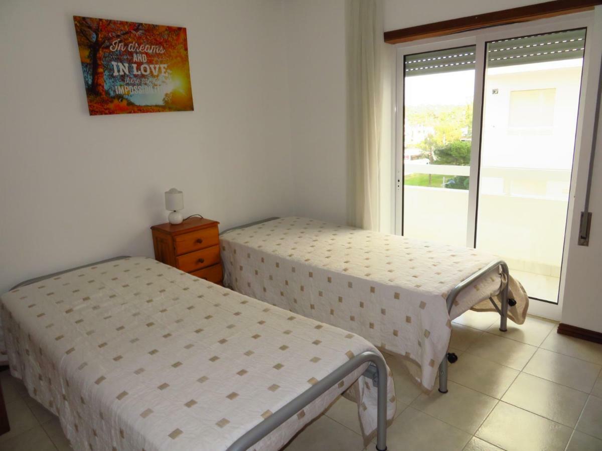 Apartamentos Carolino Monte Gordo Luaran gambar