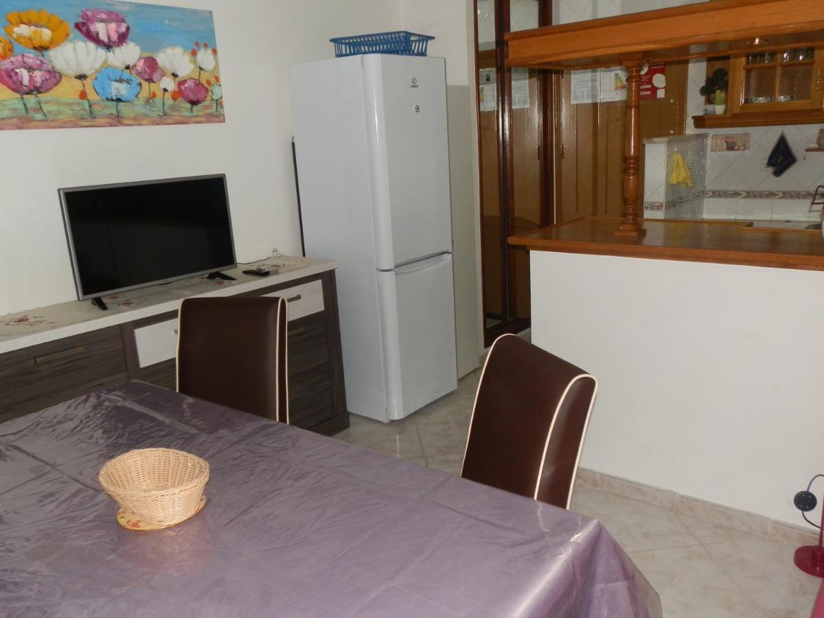 Apartamentos Carolino Monte Gordo Luaran gambar